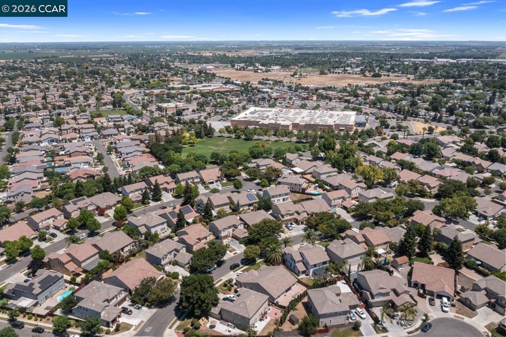 1117 Van Gogh Lane, Patterson, CA 95363