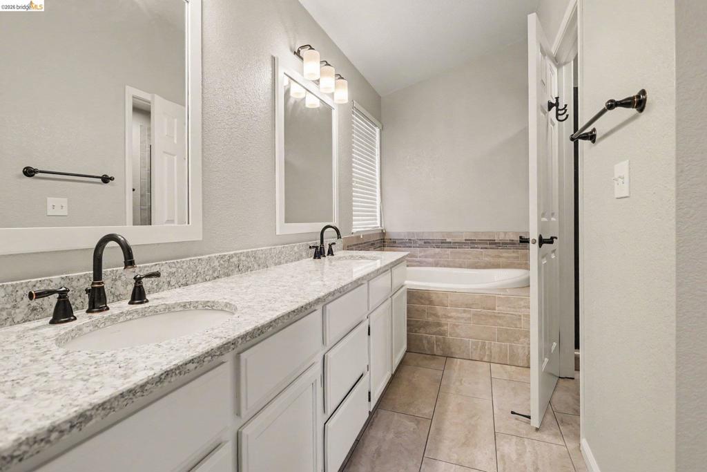 316 Amberleaf Way, Brentwood (CC), CA 94513