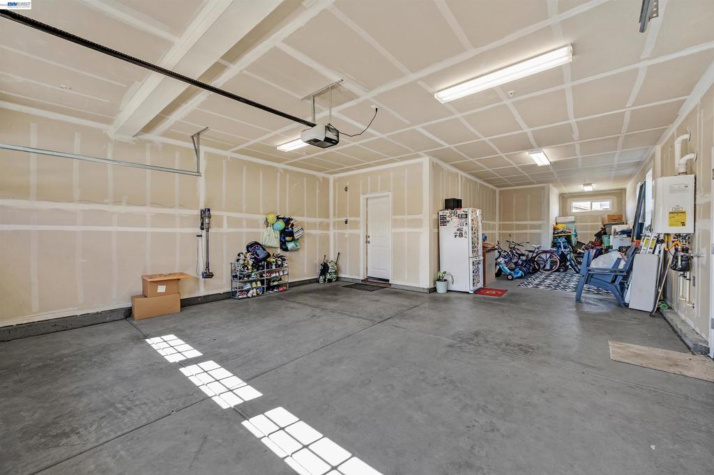 1589 Friendly, Manteca, CA 95337