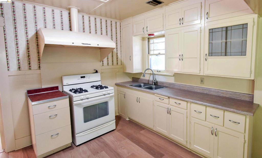 541 S Shepherd St, Sonora, CA 95370