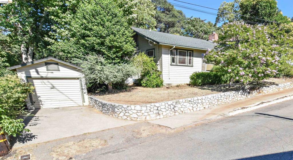 541 S Shepherd St, Sonora, CA 95370