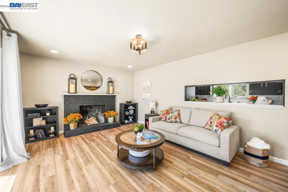10818 E. Whitmore Avenue, Hughson, CA 95326