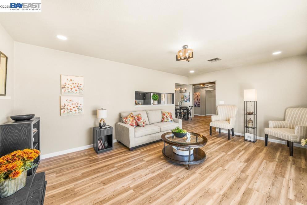 10818 E. Whitmore Avenue, Hughson, CA 95326