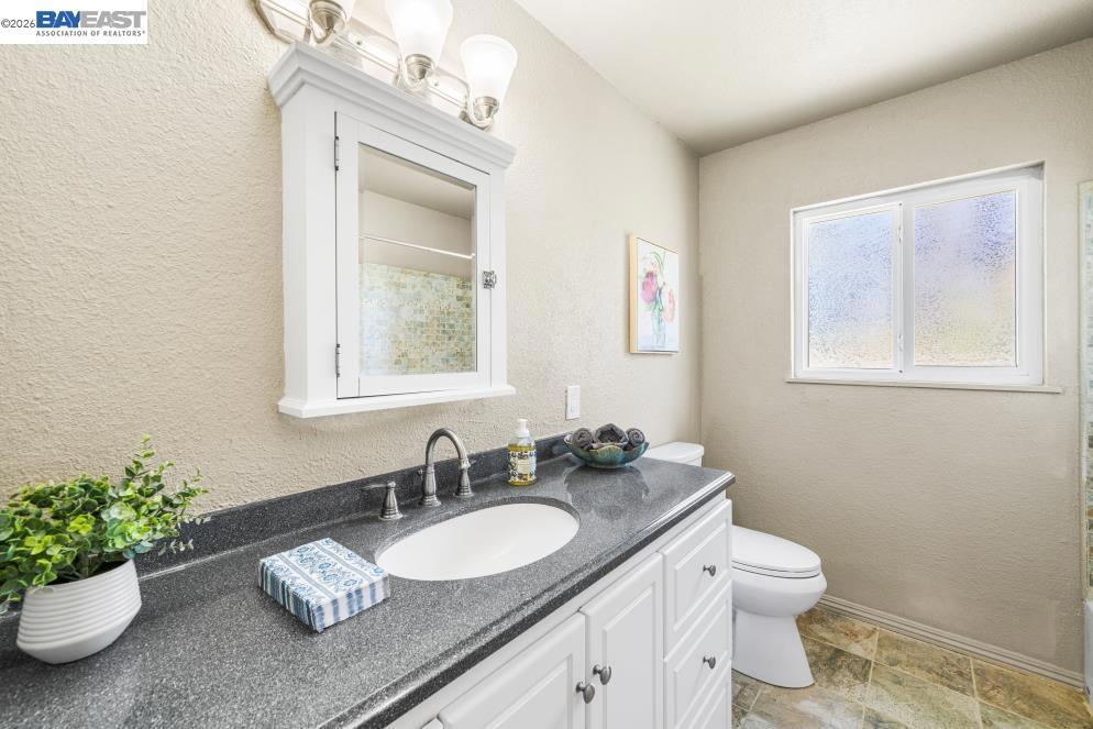 10818 E. Whitmore Avenue, Hughson, CA 95326