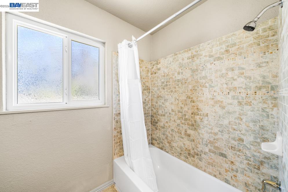 10818 E. Whitmore Avenue, Hughson, CA 95326