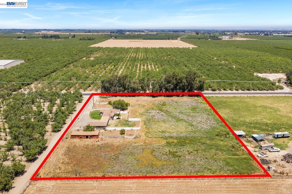 10818 E. Whitmore Avenue, Hughson, CA 95326