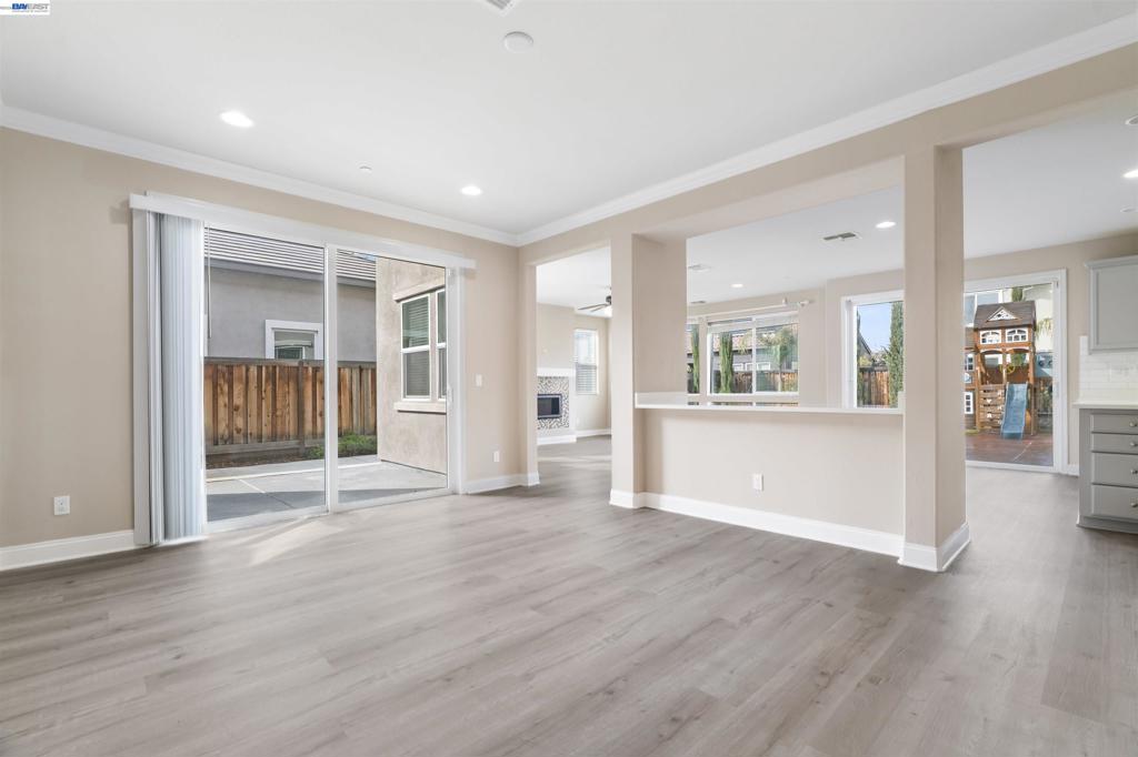 967 Dainty Ave, Brentwood (CC), CA 94513