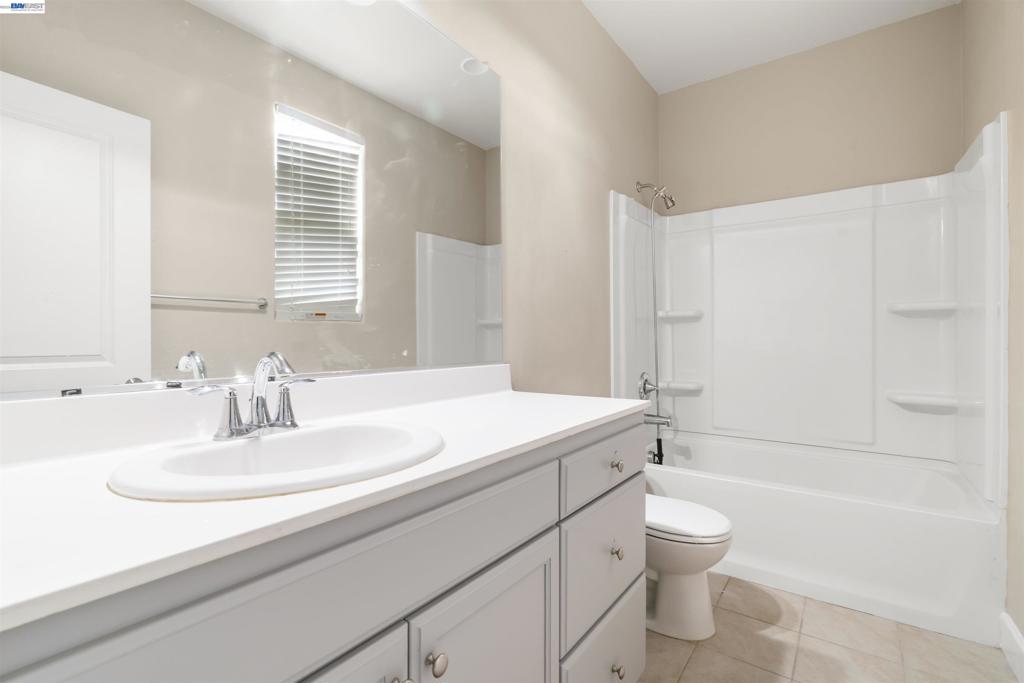 967 Dainty Ave, Brentwood (CC), CA 94513