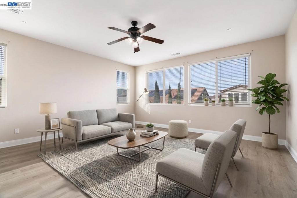 967 Dainty Ave, Brentwood (CC), CA 94513
