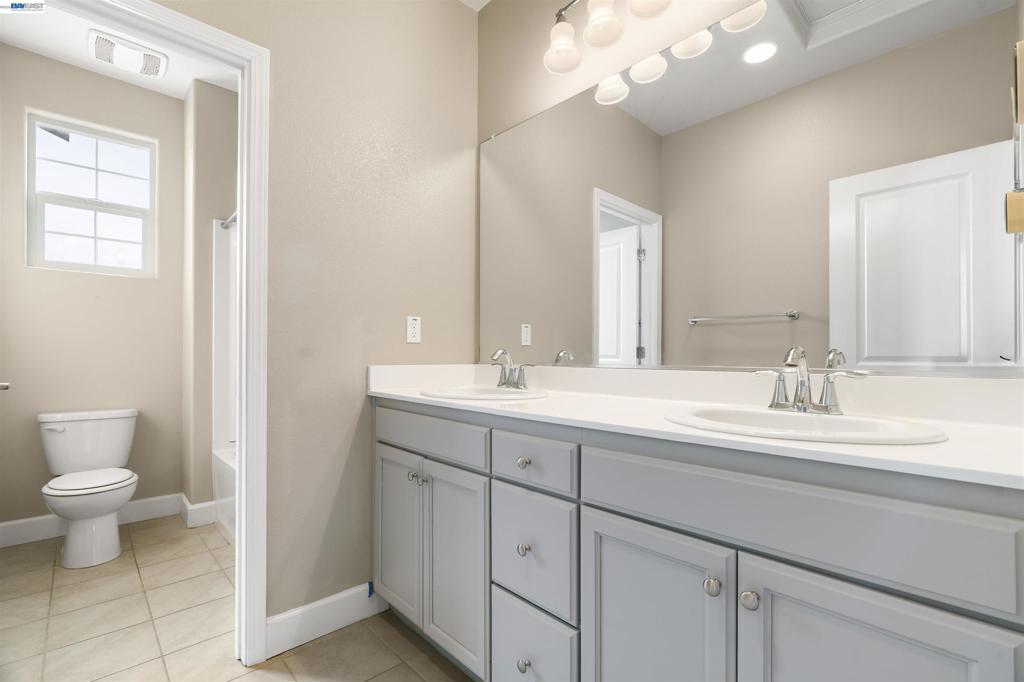 967 Dainty Ave, Brentwood (CC), CA 94513