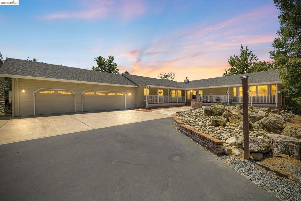 23361 Pinewood Ln, Twain Harte, CA 95383