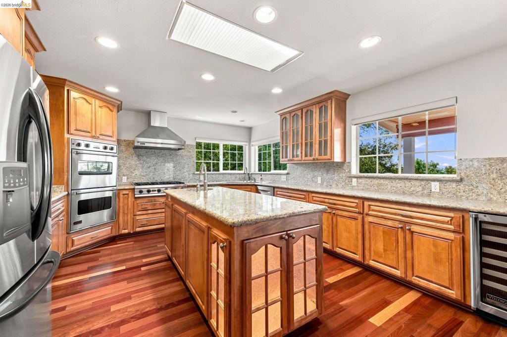 23361 Pinewood Ln, Twain Harte, CA 95383