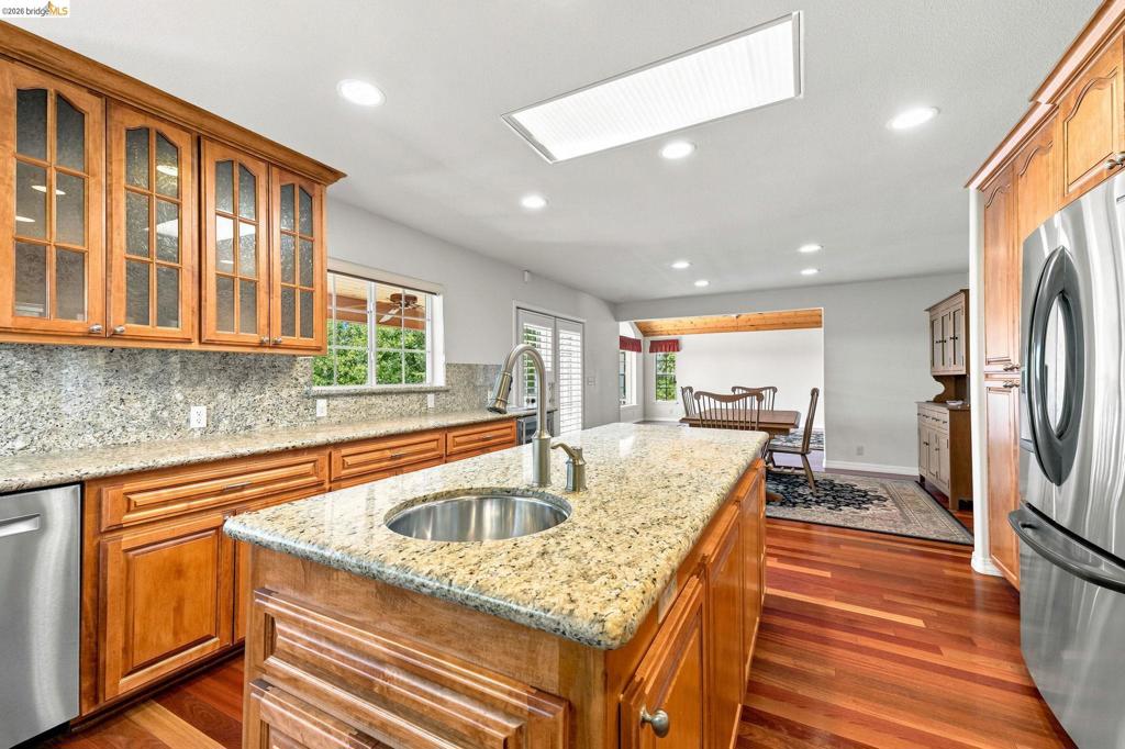 23361 Pinewood Ln, Twain Harte, CA 95383