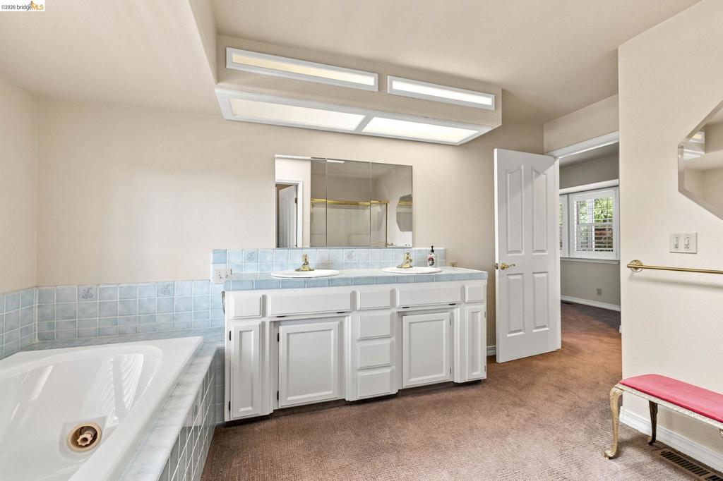 23361 Pinewood Ln, Twain Harte, CA 95383