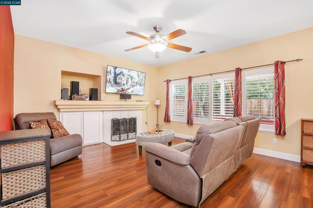 634 Sundale, Brentwood (CC), CA 94513