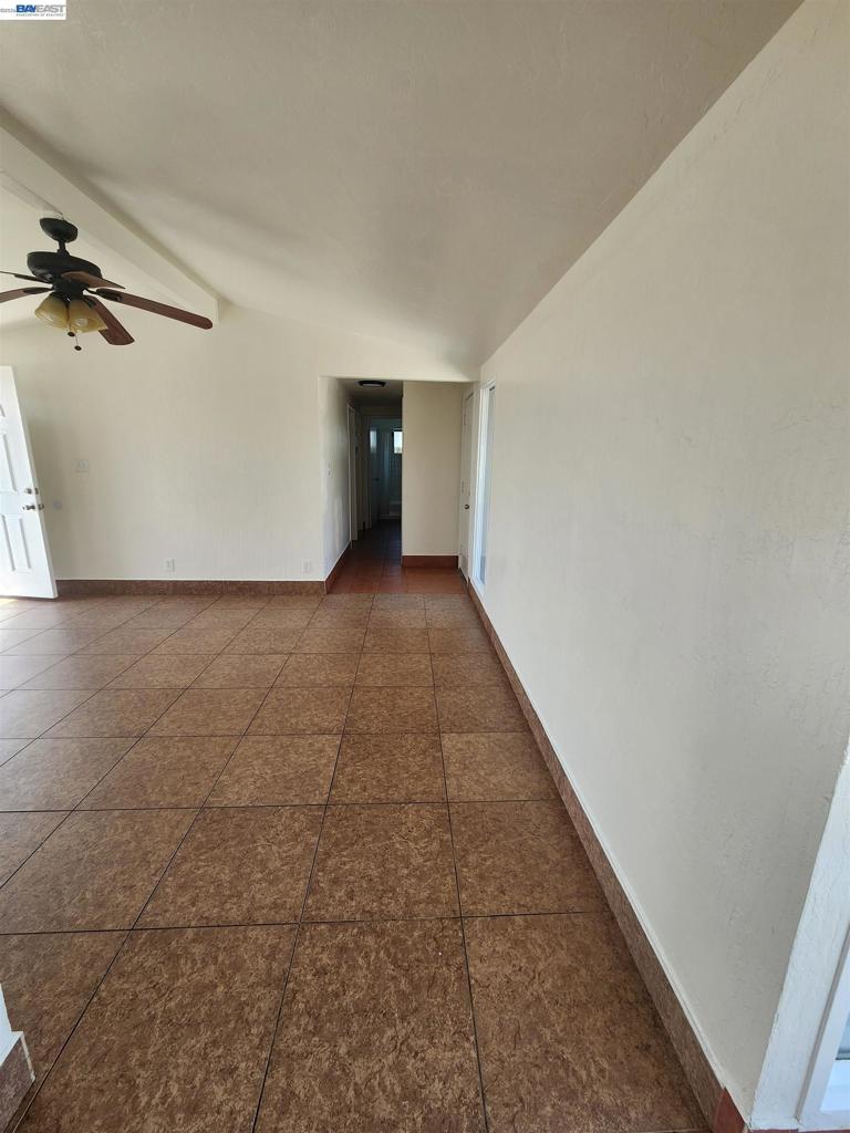 1238 Maryland Ave, Los Banos, CA 93635