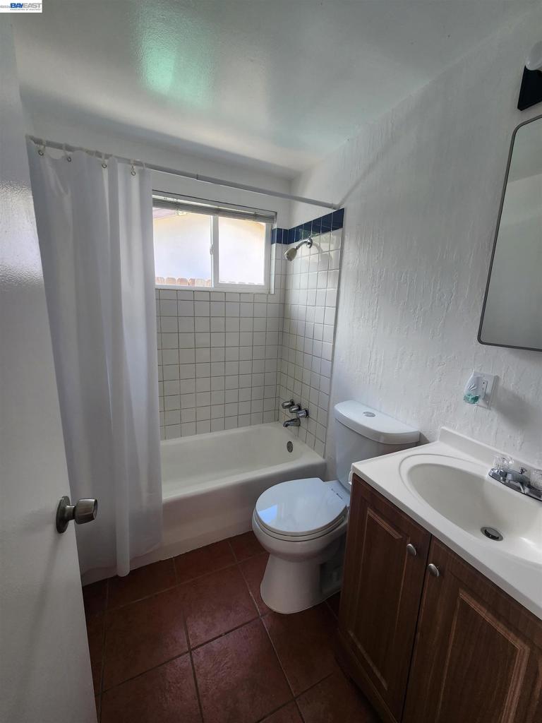 1238 Maryland Ave, Los Banos, CA 93635