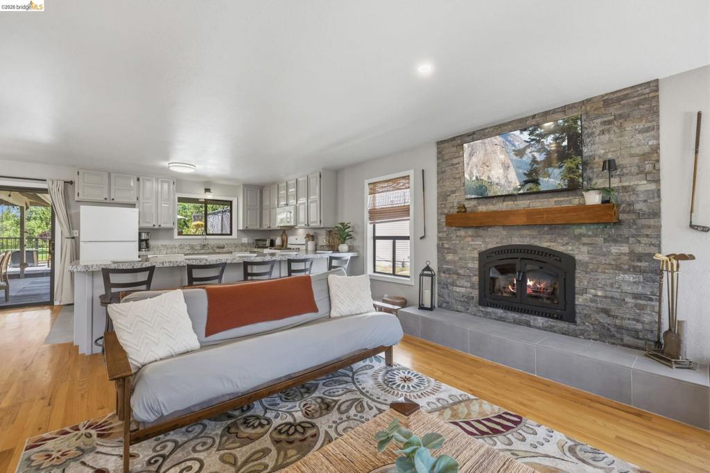 12728 Mount Jefferson St., Groveland, CA 95321