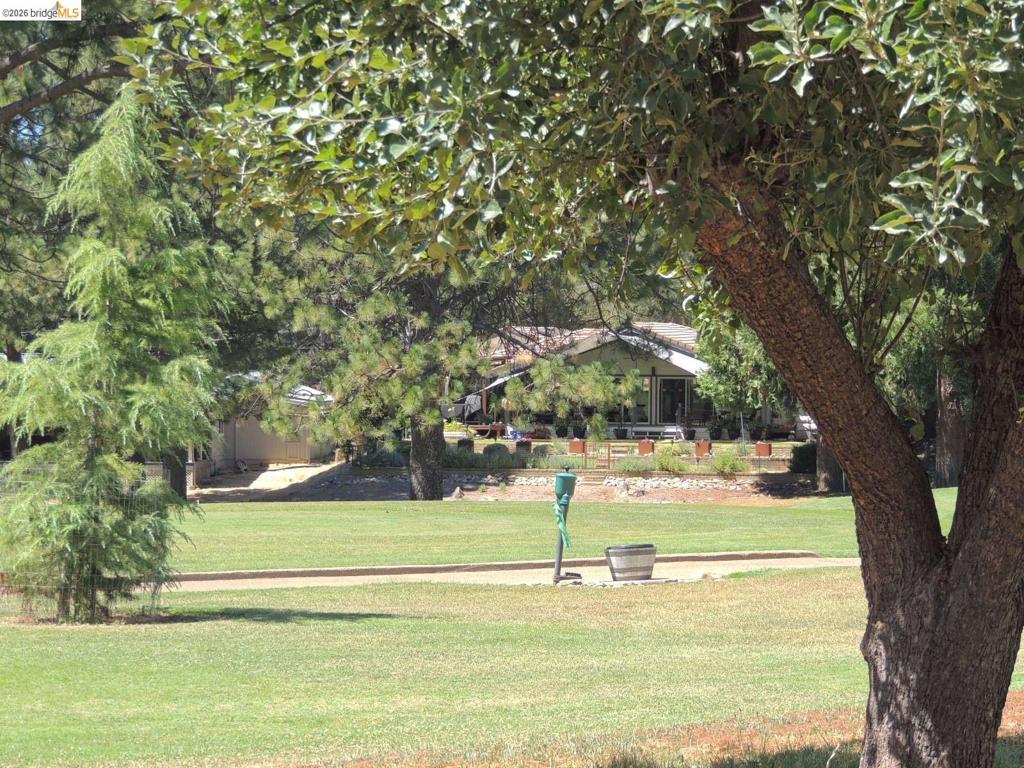 12728 Mount Jefferson St., Groveland, CA 95321
