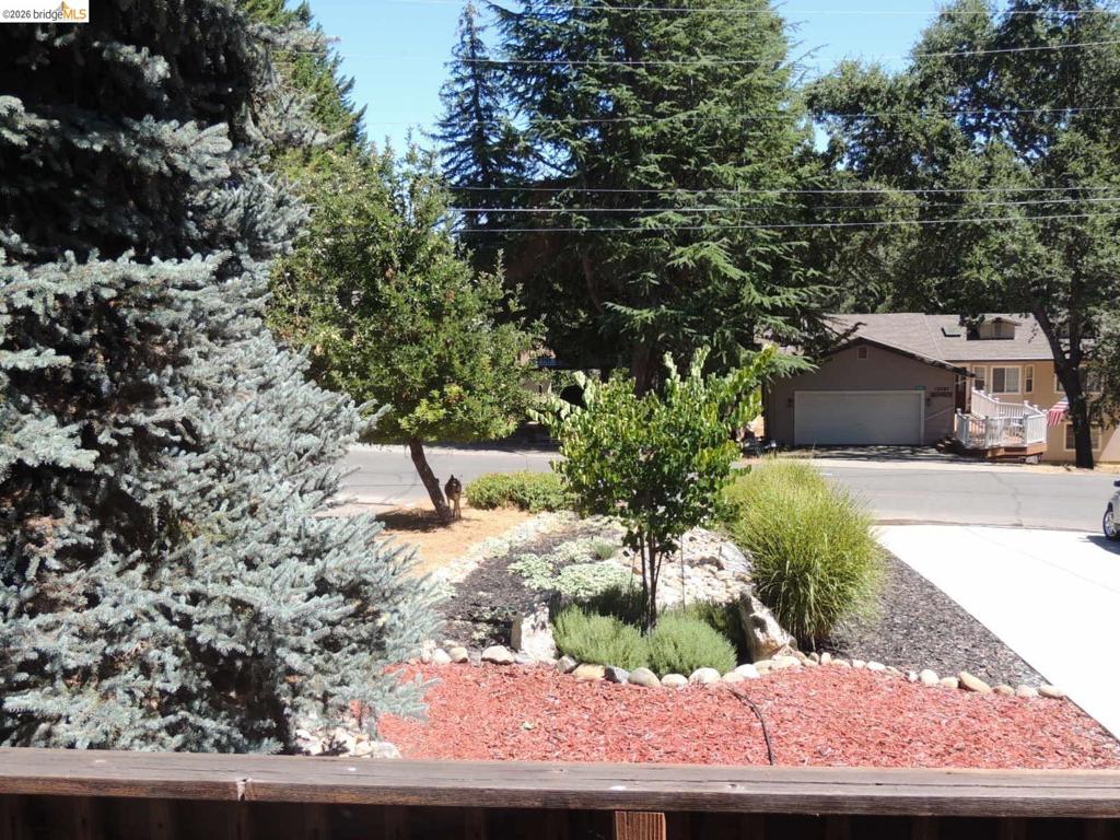 12728 Mount Jefferson St., Groveland, CA 95321