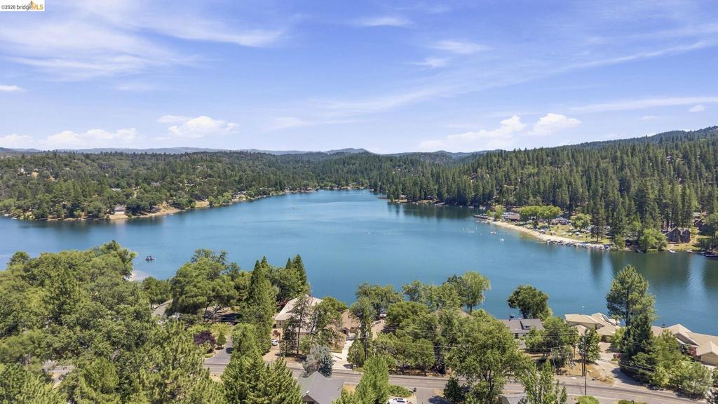 12728 Mount Jefferson St., Groveland, CA 95321