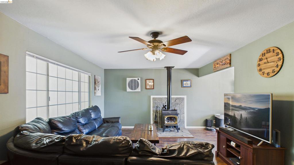 19900 Greenview, Twain Harte, CA 95383-9787