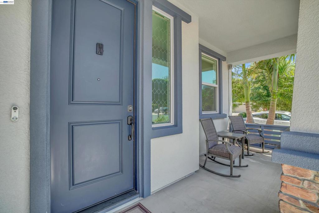 Open Photo