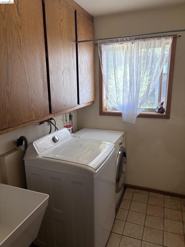 19256 Rockridge Way, Sonora, CA 95370