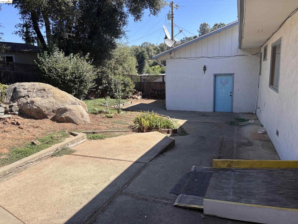 19256 Rockridge Way, Sonora, CA 95370