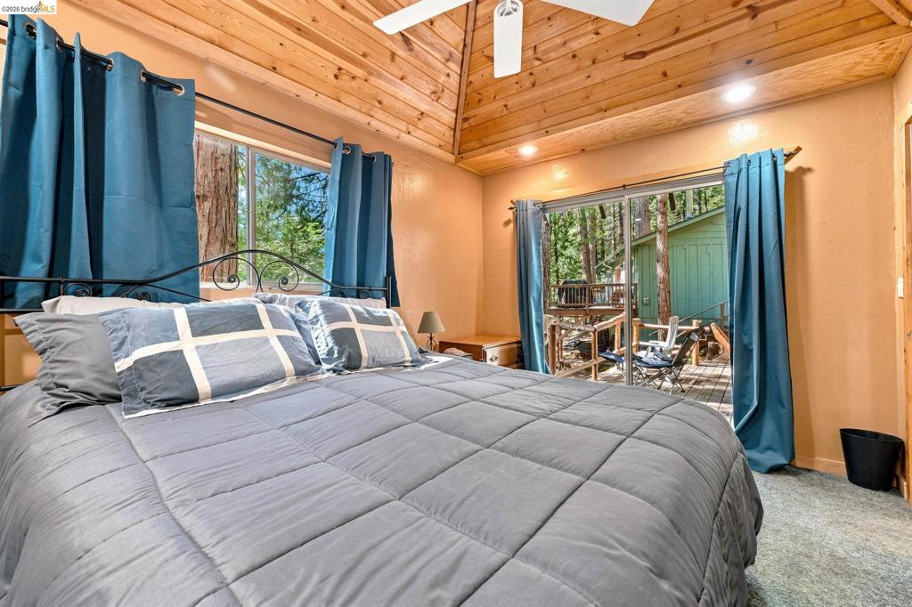 26457 Crystal Rd, Long Barn, CA 95335