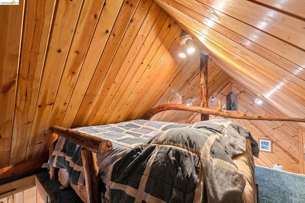 26457 Crystal Rd, Long Barn, CA 95335