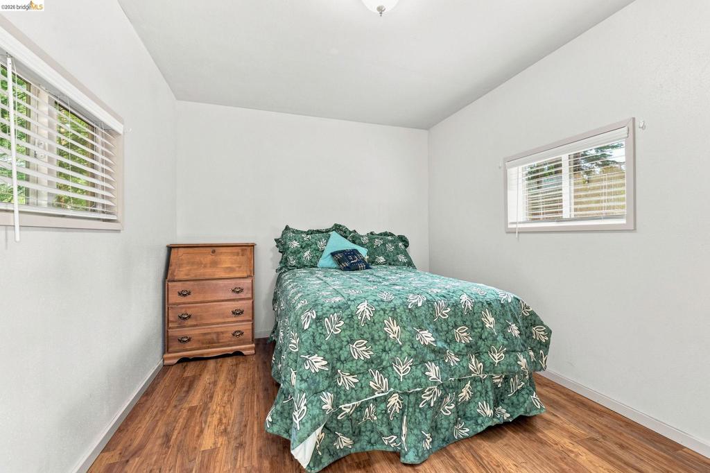 26457 Crystal Rd, Long Barn, CA 95335