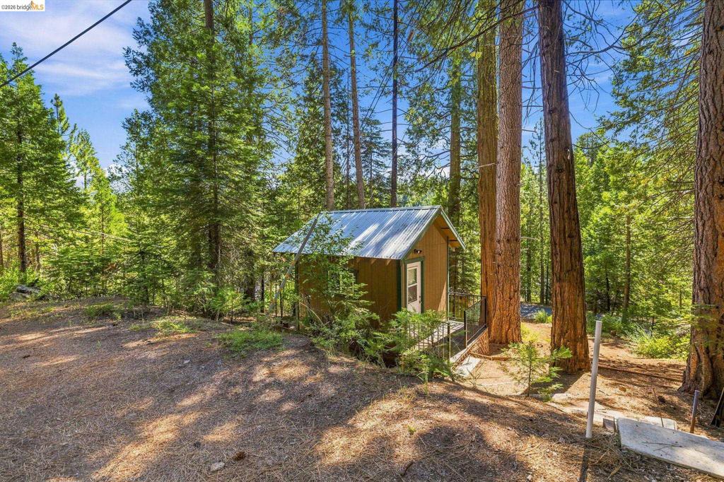 26457 Crystal Rd, Long Barn, CA 95335