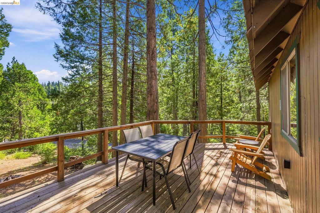 26457 Crystal Rd, Long Barn, CA 95335