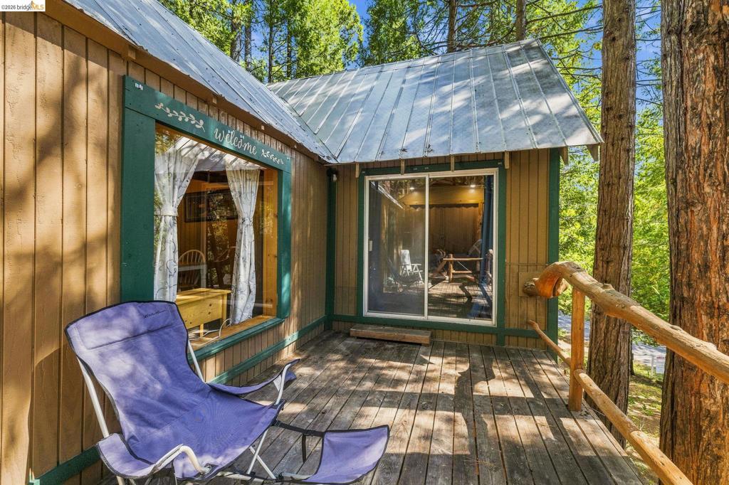 26457 Crystal Rd, Long Barn, CA 95335
