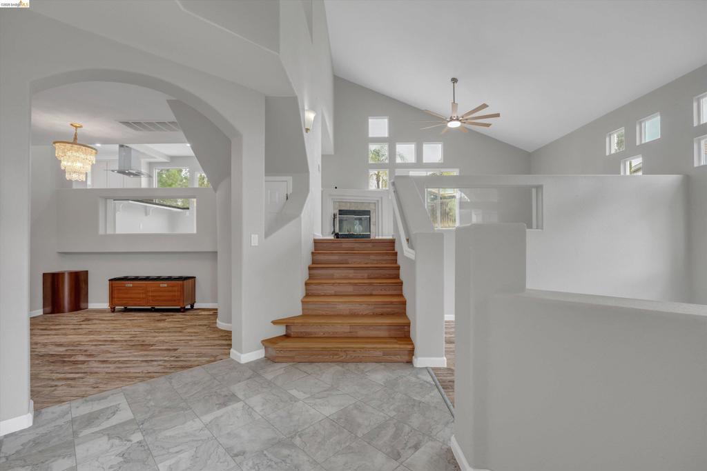 160 Palm Pl, Brentwood (CC), CA 94513
