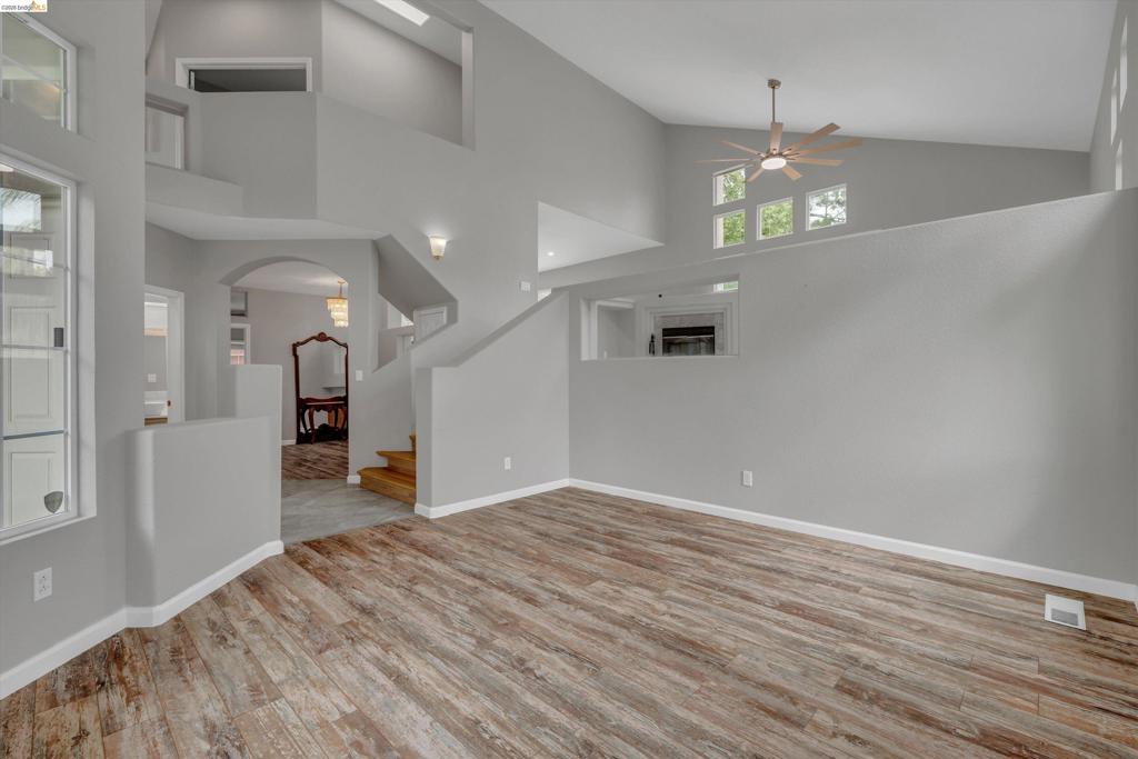 160 Palm Pl, Brentwood (CC), CA 94513