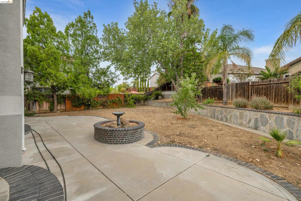 160 Palm Pl, Brentwood (CC), CA 94513