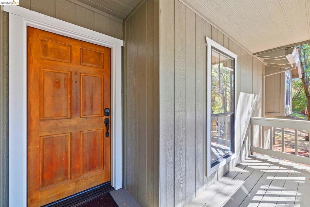 20790 Ferretti Rd, Groveland, CA 95321