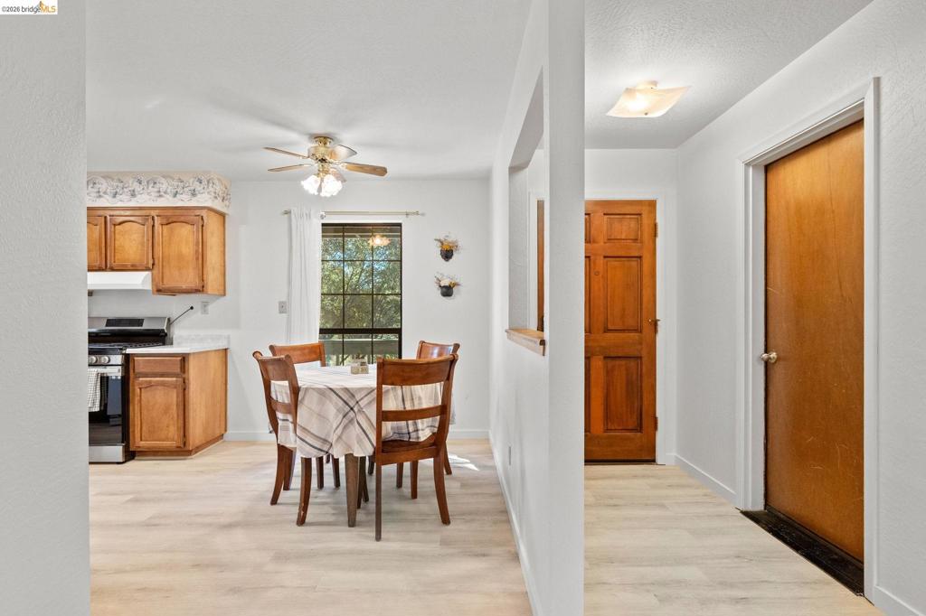 20790 Ferretti Rd, Groveland, CA 95321