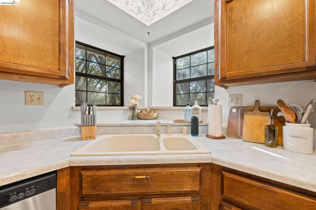 20790 Ferretti Rd, Groveland, CA 95321