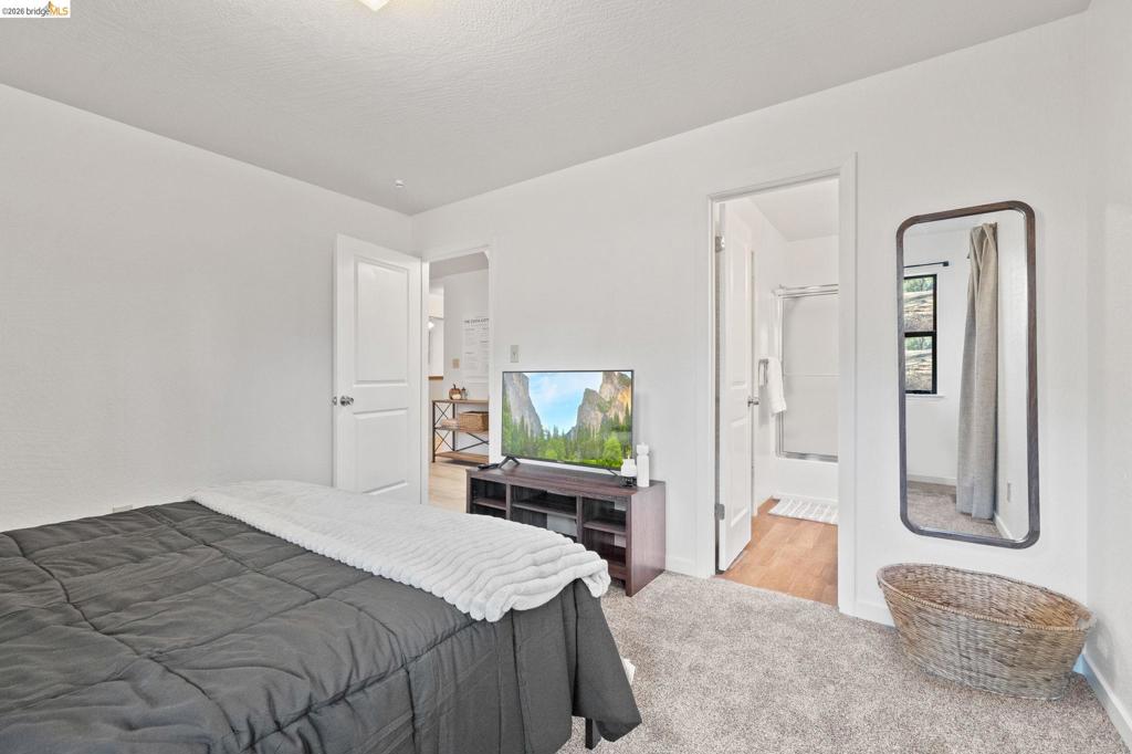 20790 Ferretti Rd, Groveland, CA 95321