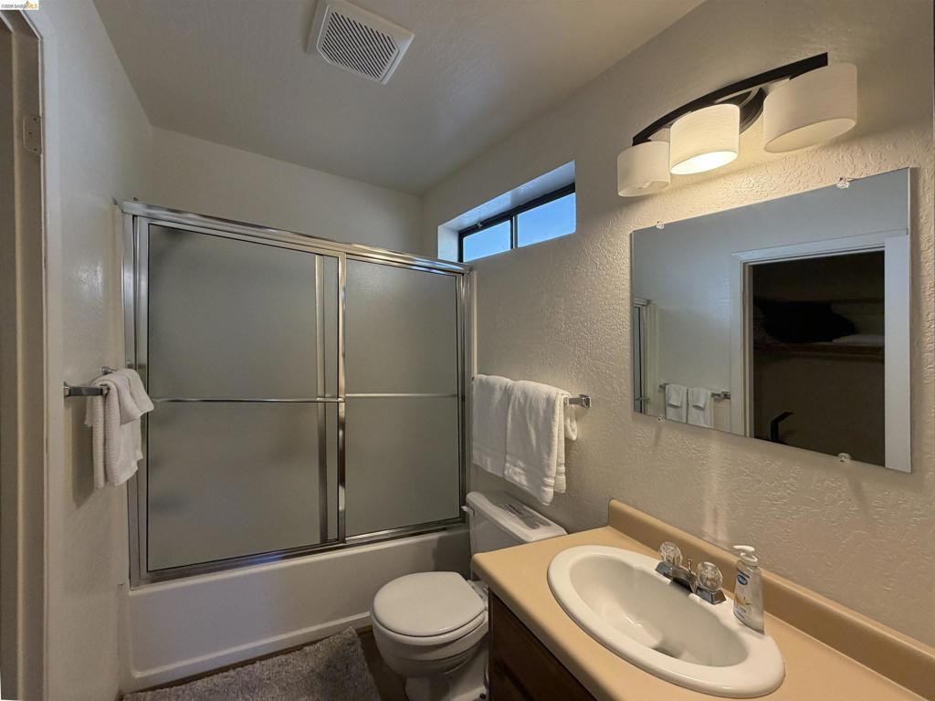 20790 Ferretti Rd, Groveland, CA 95321