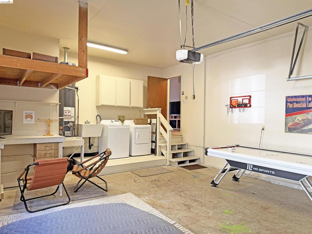 20790 Ferretti Rd, Groveland, CA 95321