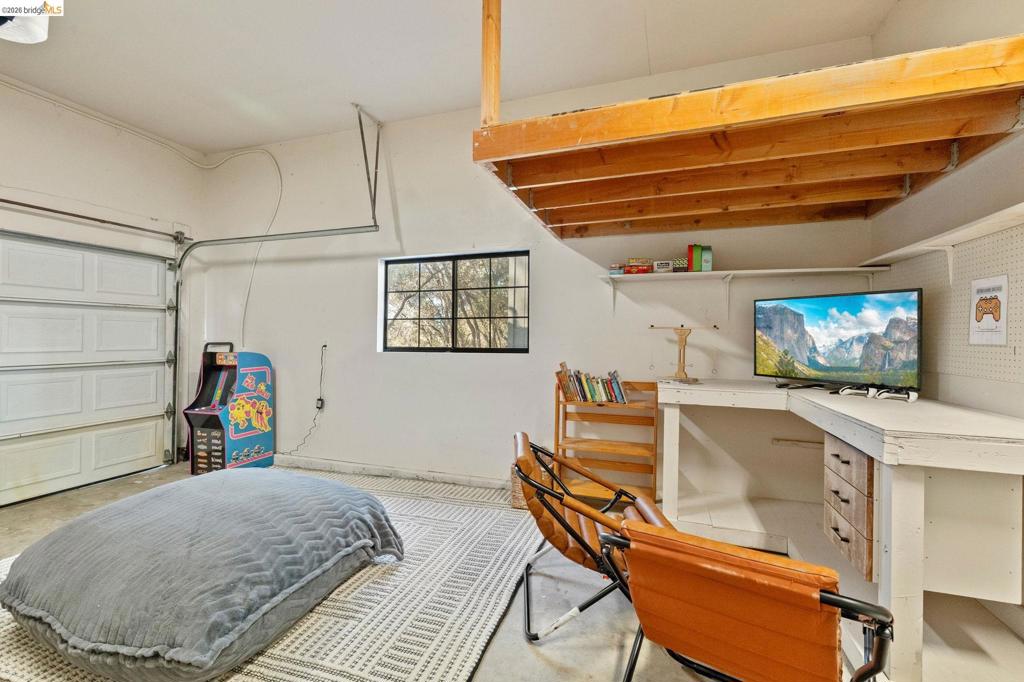 20790 Ferretti Rd, Groveland, CA 95321
