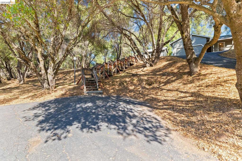 20790 Ferretti Rd, Groveland, CA 95321