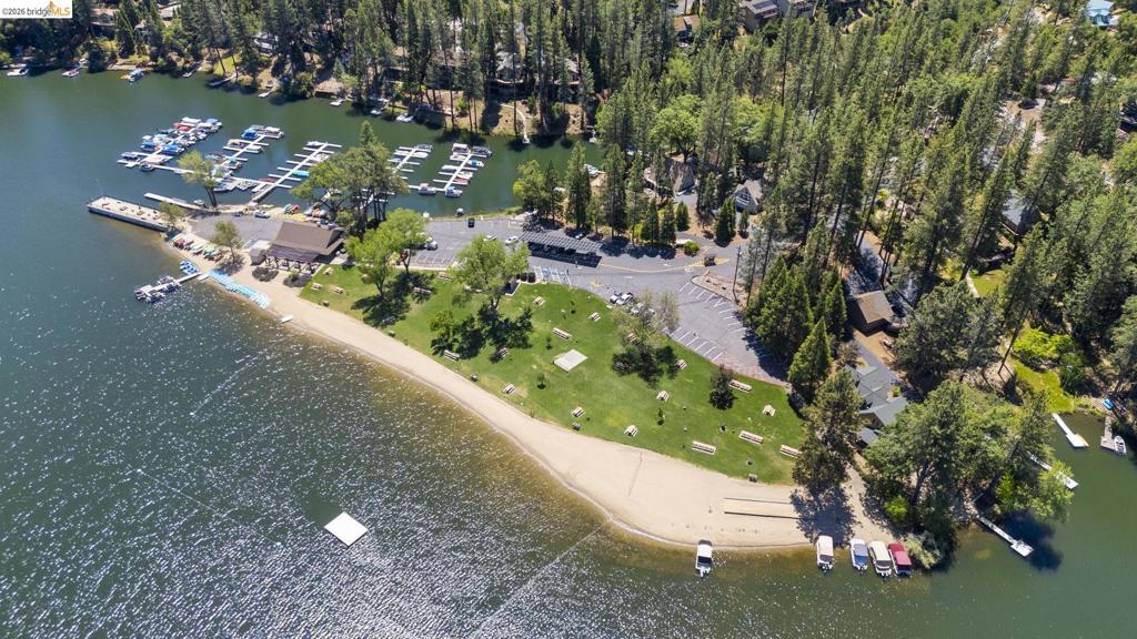 20790 Ferretti Rd, Groveland, CA 95321