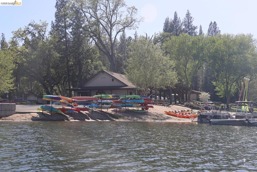20790 Ferretti Rd, Groveland, CA 95321