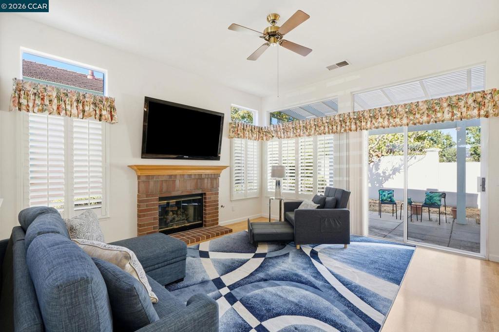 250 Winesap Dr, Brentwood (CC), CA 94513