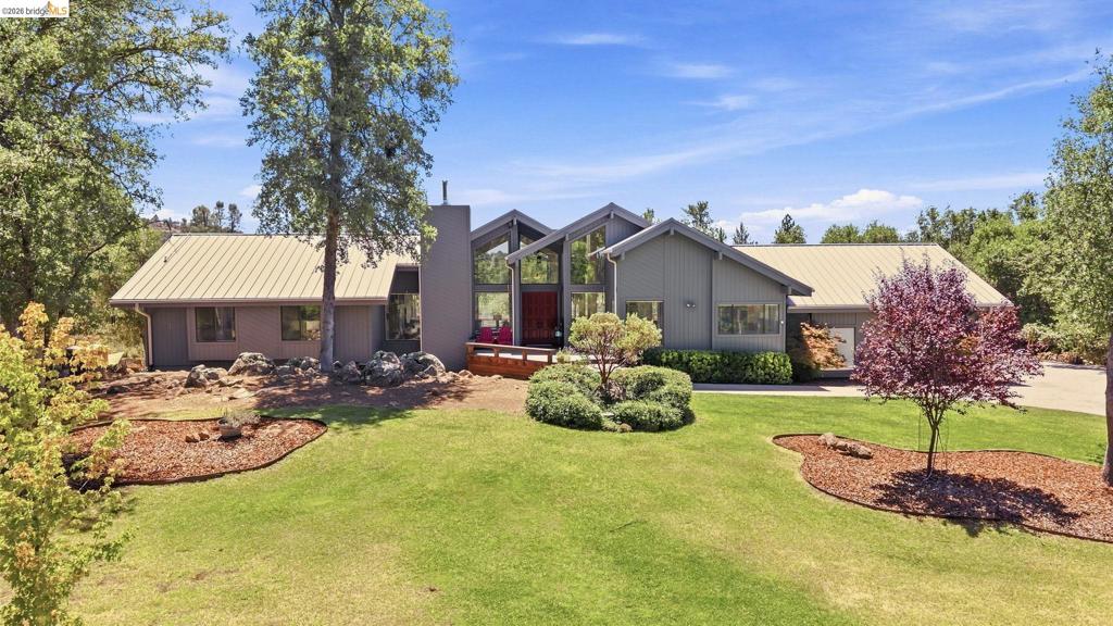14469 Phillip Ln, Sonora, CA 95370